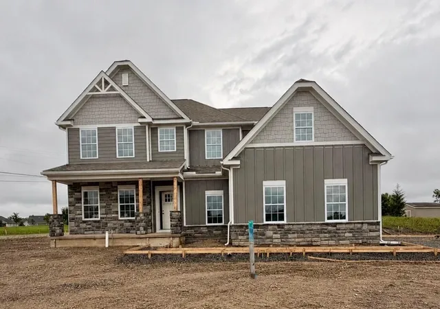 1st image of 160 Oak Brook Dr, Marysville, OH 43040 | MLS# 226030910