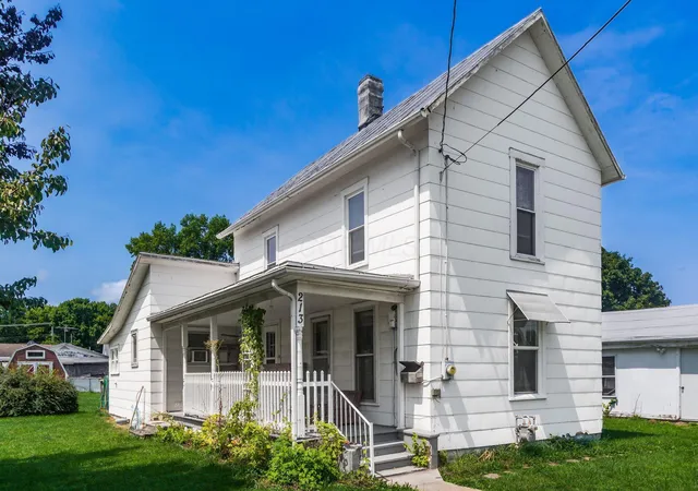 Photo 1 of Single family home for sale at 213 N School St, Williamsport, OH 43164 | MLS# 226030920 | Listing updated on 2026-09-03