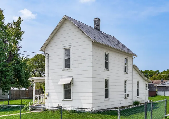 Photo 2 of Single family home for sale at 213 N School St, Williamsport, OH 43164 | MLS# 226030920 | Listing updated on 2026-09-03