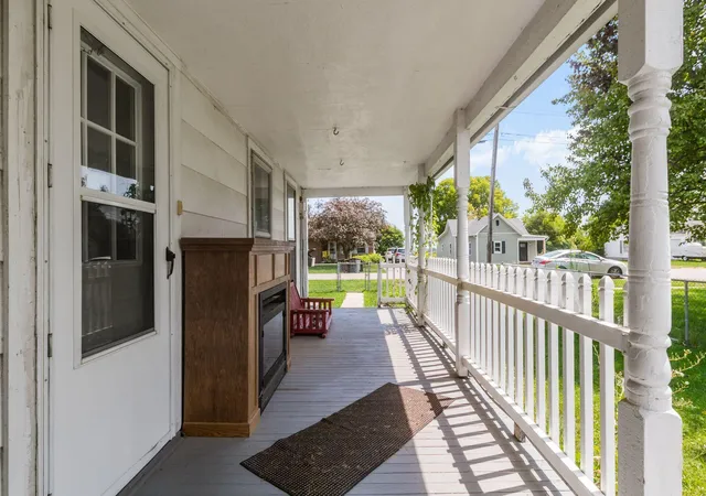Photo 5 of Single family home for sale at 213 N School St, Williamsport, OH 43164 | MLS# 226030920 | Listing updated on 2026-09-03