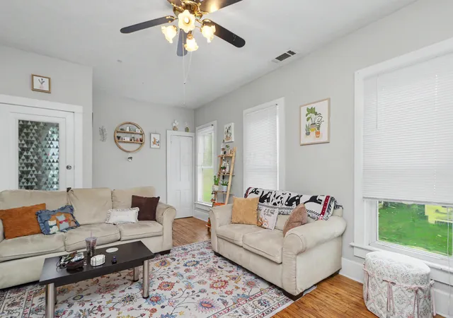 Listing Photo 4 - Condo for sale in building located at 702 704 S E St, Bucyrus, OH 44820
