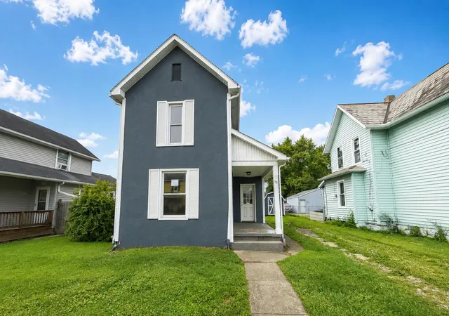 1st image of 30 E Channel St, Newark, OH 43055 | MLS# 226030929