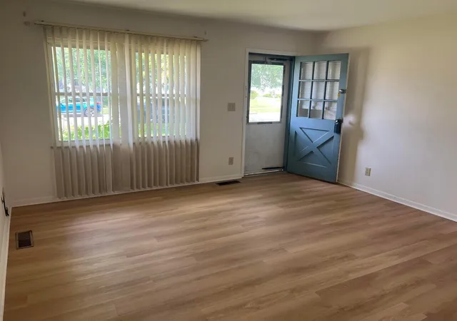 4th image of 1067 Gilcrest Ave, Columbus, OH 43207 | MLS# 226030931