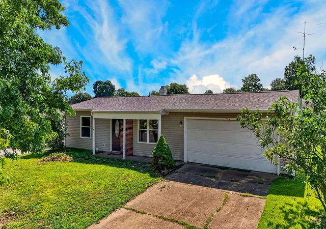 2nd image of 534 Shasta Dr, Lancaster, OH 43130 | MLS# 226030994