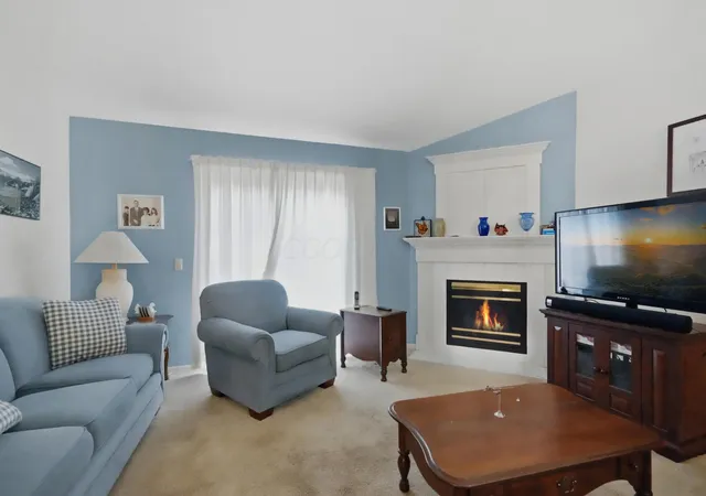 Photo 2 of Sale Pending at 6755 Palmer Dr Nw, Canton, OH 44718 | MLS# 226031130 | Listing updated on 2026-10-01
