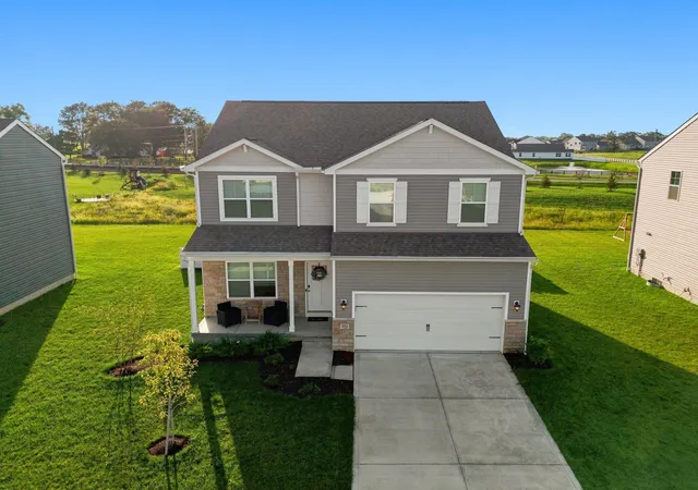 Photo 3 of Single family home for sale at 722 Valerie Dr, Plain City, OH 43064 | MLS# 226030955 | Listing updated on 2026-09-23