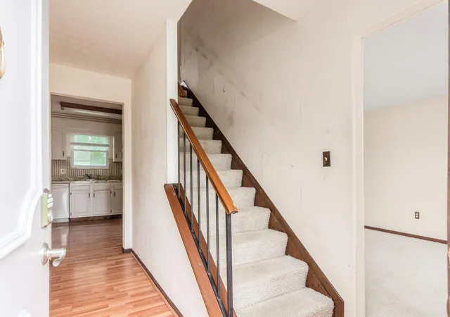 Photo 4 of Single family home for sale at 646 Darlene Pl, Galloway, OH 43119 | MLS# 226030966 | Listing updated on 2026-09-10
