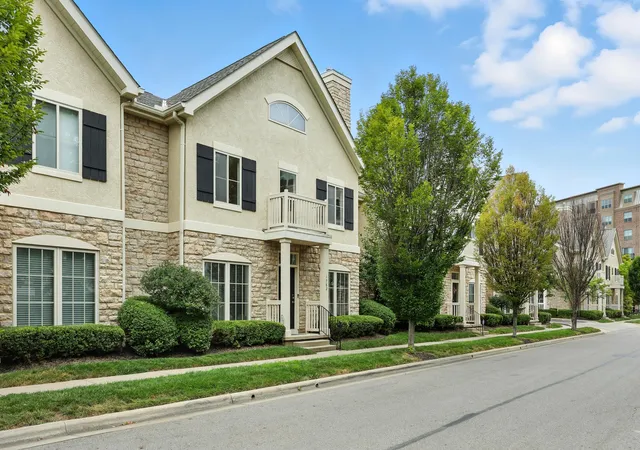 Photo 37 of Condo for sale at 1784 Ridgecliff Rd, Columbus, OH 43221 | MLS# 226031218 | Listing updated on 2026-09-15