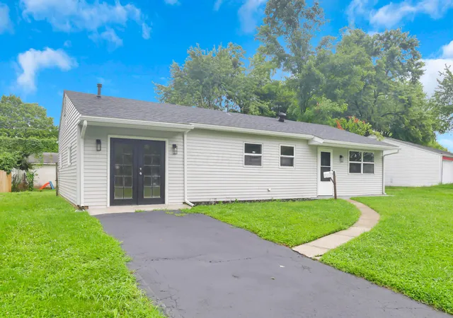 2nd image of 3595 Clearwater Dr, Columbus, OH 43232 | MLS# 226030963