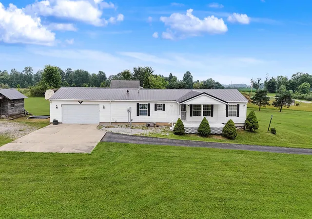 Photo 1 of Sale Pending at 4809 Ohio 181, Crestline, OH 44827 | MLS# 226030986 | Listing updated on 2026-08-24