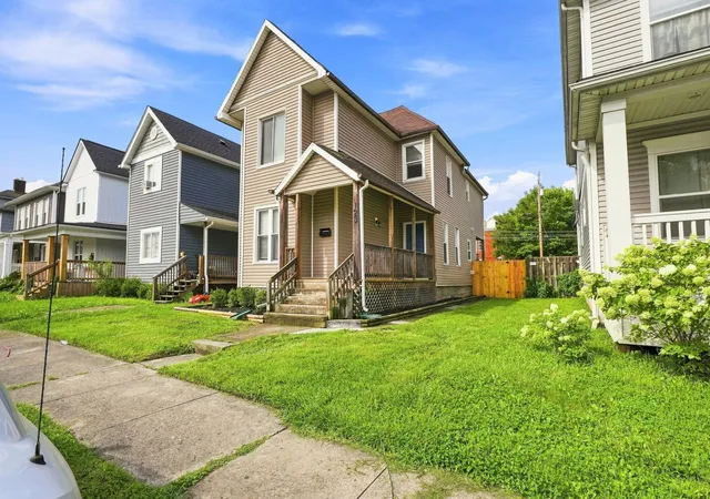 Photo 3 of Single family home for sale at 123 Avondale Ave, Columbus, OH 43222 | MLS# 226032572 | Listing updated on 2026-10-07