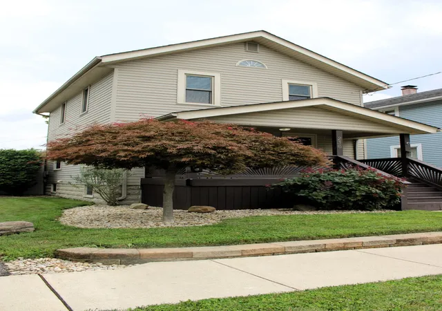 1st image of 236 Pennsylvania Ave, Marion, OH 43302 | MLS# 226030978