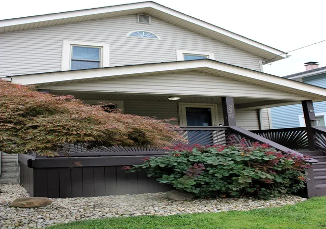 2nd image of 236 Pennsylvania Ave, Marion, OH 43302 | MLS# 226030978