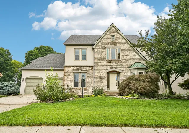 1st image of 4542 Carrington Wy, Hilliard, OH 43026 | MLS# 226030980