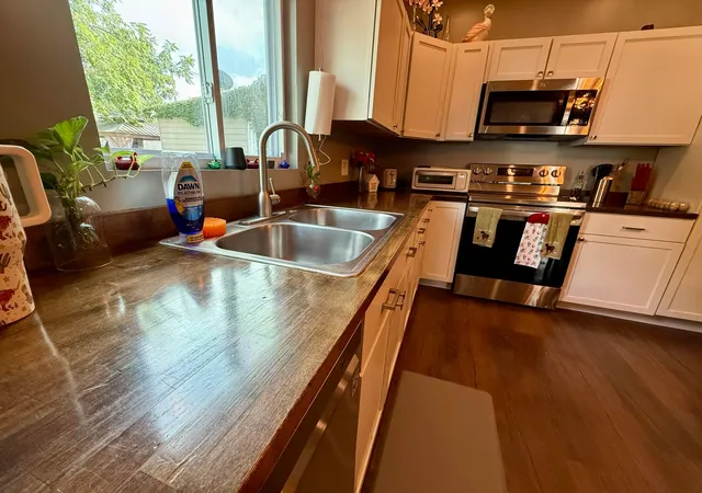 Photo 3 of Single family home for sale at 523 E Paint St, Washington Court House, OH 43160 | MLS# 226031015 | Listing updated on 2026-09-18