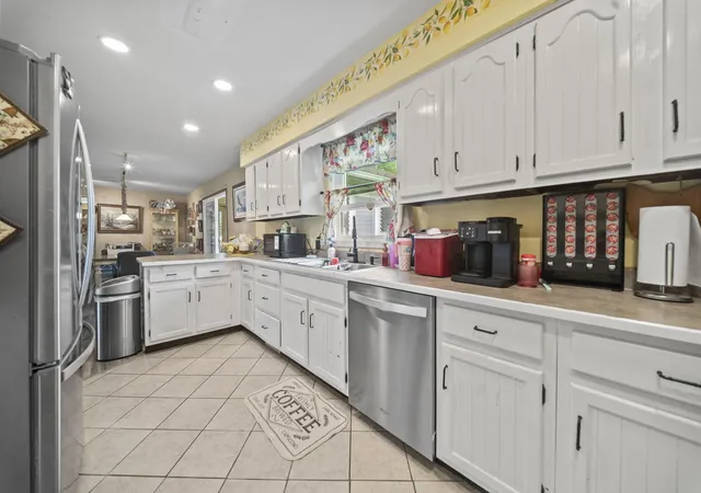 Photo 3 of Single family home for sale at 330 Hessenauer Dr, Galion, OH 44833 | MLS# 226031092 | Listing updated on 2026-10-08