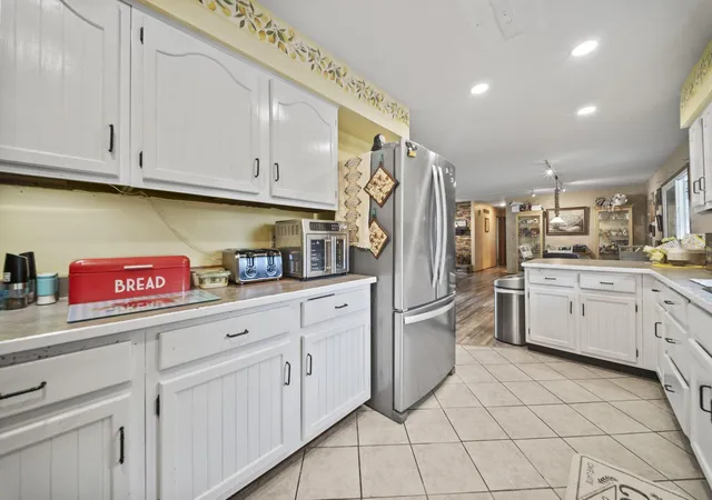 Photo 4 of Single family home for sale at 330 Hessenauer Dr, Galion, OH 44833 | MLS# 226031092 | Listing updated on 2026-10-08