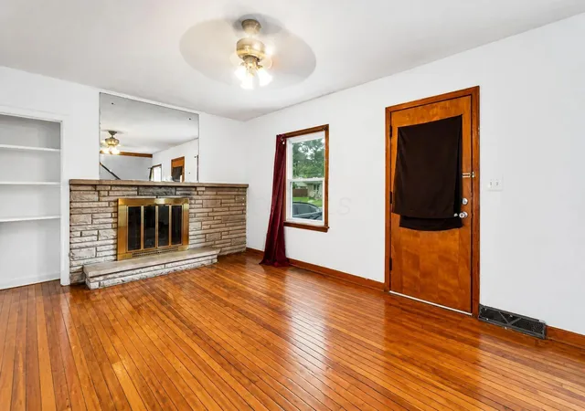 2nd image of 914 Binns Blvd, Columbus, OH 43204 | MLS# 226031042