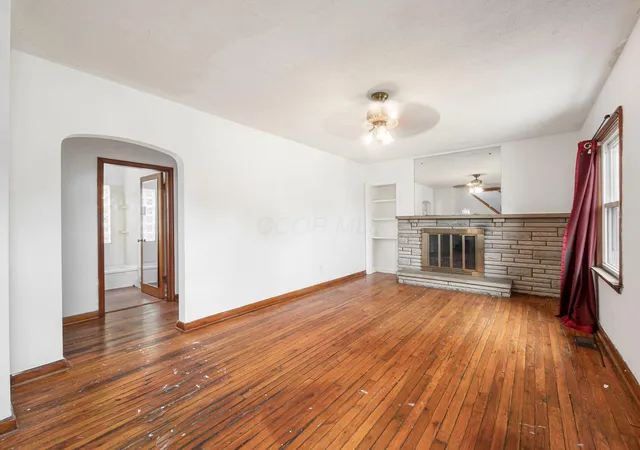 3rd image of 914 Binns Blvd, Columbus, OH 43204 | MLS# 226031042