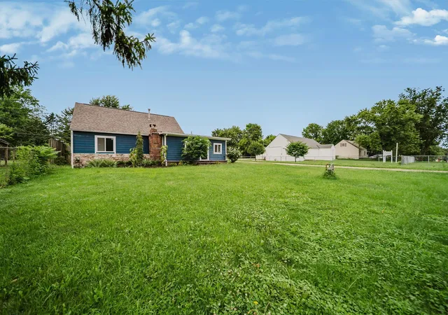 3rd image of 724 Glendower Ave, Columbus, OH 43207 | MLS# 226031060