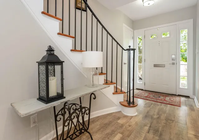 Photo 4 of Sale Pending at 2828 Chateau Cir #84, Columbus, OH 43221 | MLS# 226031143 | Listing updated on 2026-09-14