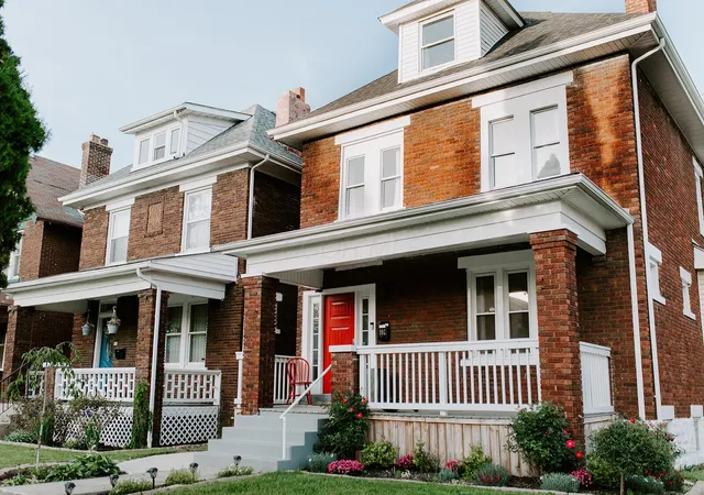 Photo 3 of Single family home for sale at 992 S 22nd Street, Columbus, OH 43206 | MLS# 226031116 | Listing updated on 2026-09-15