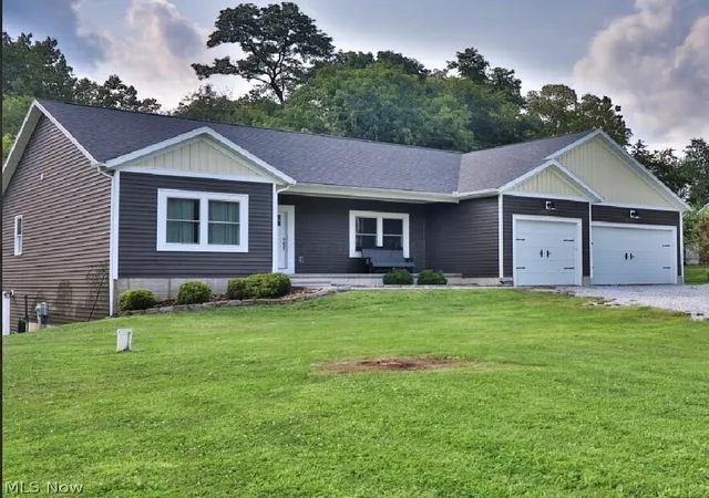 1st image of 2308 Brownsville Rd Se, Heath, OH 43056 | MLS# 226031147