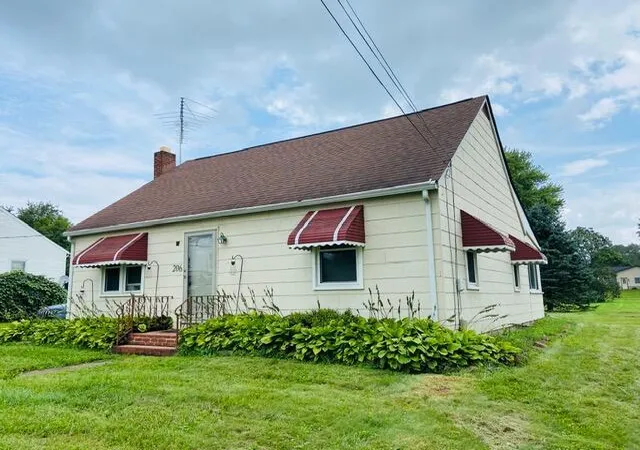 2nd image of 206 Cedar St, Danville, OH 43014 | MLS# 226031123