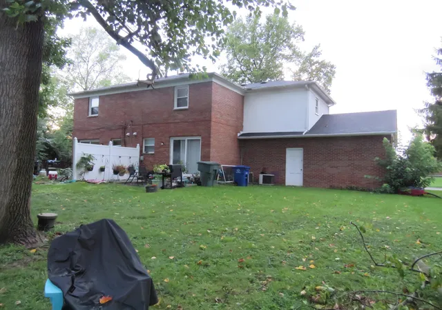 5th image of 1379-1381 Bradshire Dr, Columbus, OH 43220 | MLS# 226031165