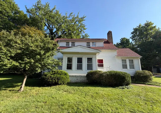 2nd image of 50 W Lincoln St, Westerville, OH 43081 | MLS# 226031418