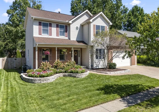 Photo 1 of Single family home for sale at 2066 Stowbridge Rd, Dublin, OH 43016 | MLS# 226032362 | Listing updated on 2026-08-30