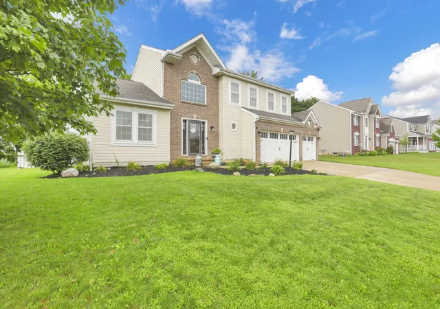 4th image of 246 Weeping Willow Run Dr, Johnstown, OH 43031 | MLS# 226031411