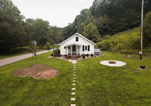 Photo 1 of Single family home for sale at 23458 Goose Crk Rd, South Bloomingville, OH 43152 | MLS# 226031342 | Listing updated on 2026-08-19
