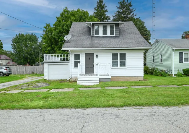 2nd image of 222 E Summit St, Galion, OH 44833 | MLS# 226031158