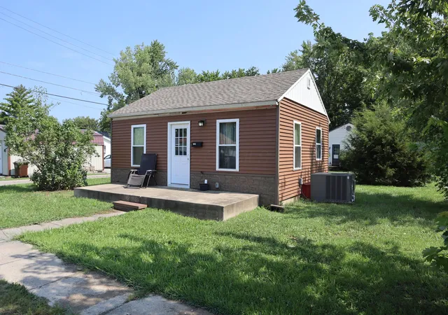 1st image of 504 Peabody Ave, Washington Court House, OH 43160 | MLS# 226031167