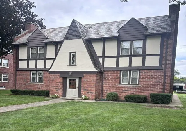 Photo 3 of Townhouse for sale at 1766 King Ave, Columbus, OH 43212 | MLS# 226031569 | Listing updated on 2026-09-28