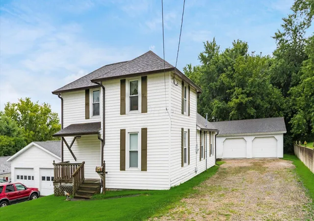 1st image of 227 Race St, Roseville, OH 43777 | MLS# 226031175