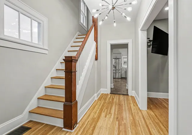 Photo 3 of Single family home for sale at 991 Lawrence Dr, Columbus, OH 43207 | MLS# 226031283 | Listing updated on 2026-10-02