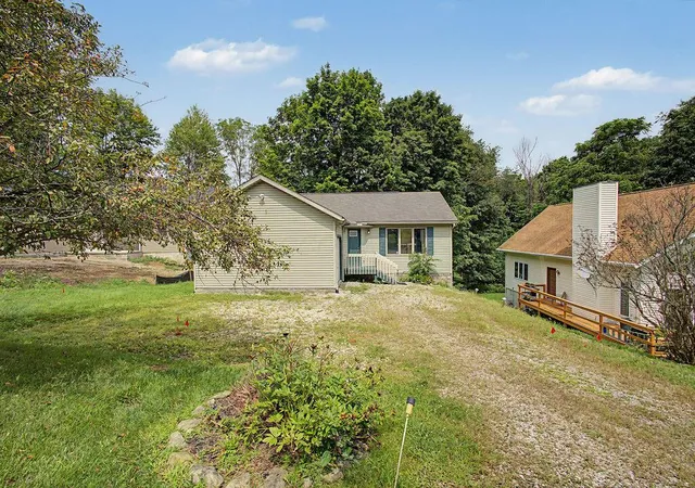 22nd image of 707 Greenbriar Cir, Howard, OH 43028 | MLS# 226031305