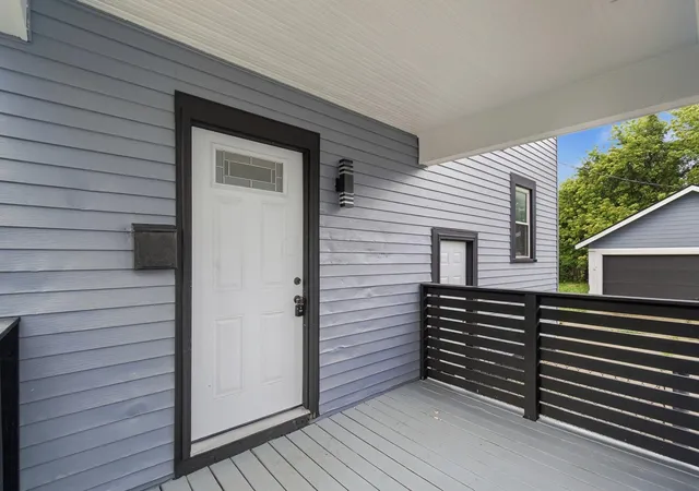 3rd image of 575 Wiltshire Rd, Columbus, OH 43204 | MLS# 226031178