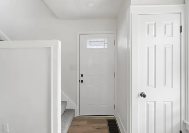 4th image of 575 Wiltshire Rd, Columbus, OH 43204 | MLS# 226031178