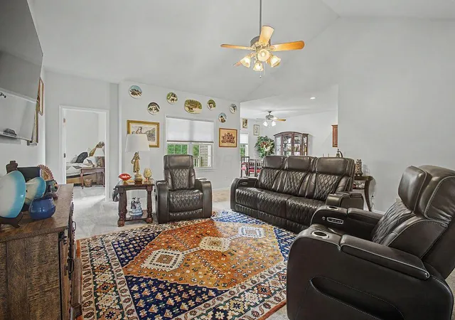 3rd image of 522 A Hickory Ln, Howard, OH 43028 | MLS# 226031423
