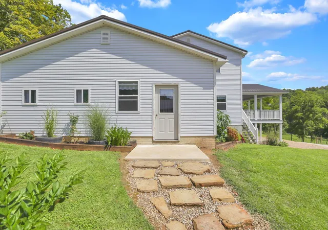 Photo 4 of Single family home for sale at 50023 Glady Rd, Summerfield, OH 43788 | MLS# 226031201 | Listing updated on 2026-09-17