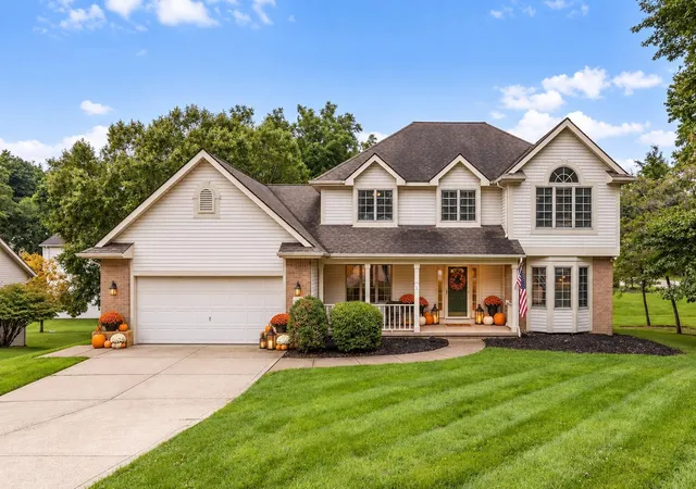 Photo 1 of Single family home for sale at 1365 Normandy Dr, Newark, OH 43055 | MLS# 226031330 | Listing updated on 2026-10-26