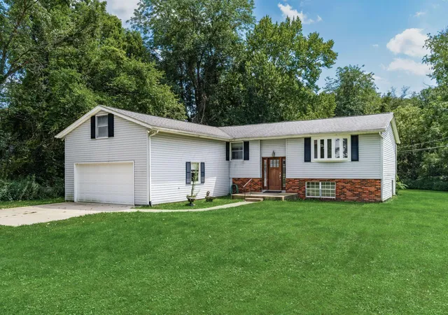 1st image of 6609 Refugee Rd Sw, Etna, OH 43062 | MLS# 226031278