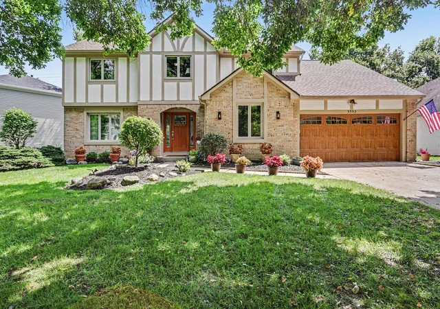 1st image of 5553 Parker Hill Ln, Dublin, OH 43017 | MLS# 226031899