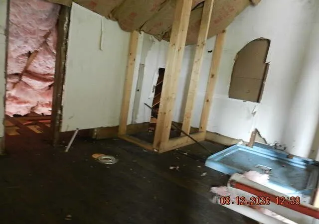 2nd image of 656 Oakwood Ave, Columbus, OH 43205