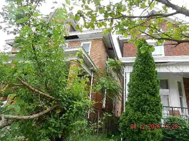 Listing Photo 2 - Condo for sale in 656 Oakwood Ave located at 656 Oakwood Ave, Columbus, OH 43205 - Unit #652