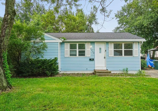 2nd image of 2249 Hampstead Dr, Columbus, OH 43229 | MLS# 226031222