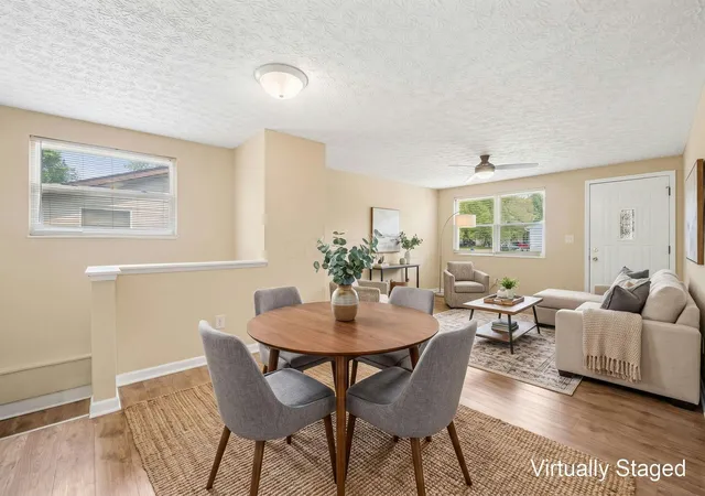 5th image of 2249 Hampstead Dr, Columbus, OH 43229 | MLS# 226031222